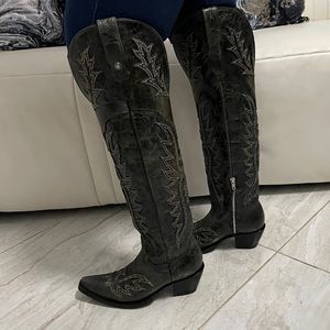 Over the Knee Boots - Aguila Edition (Desert Black)